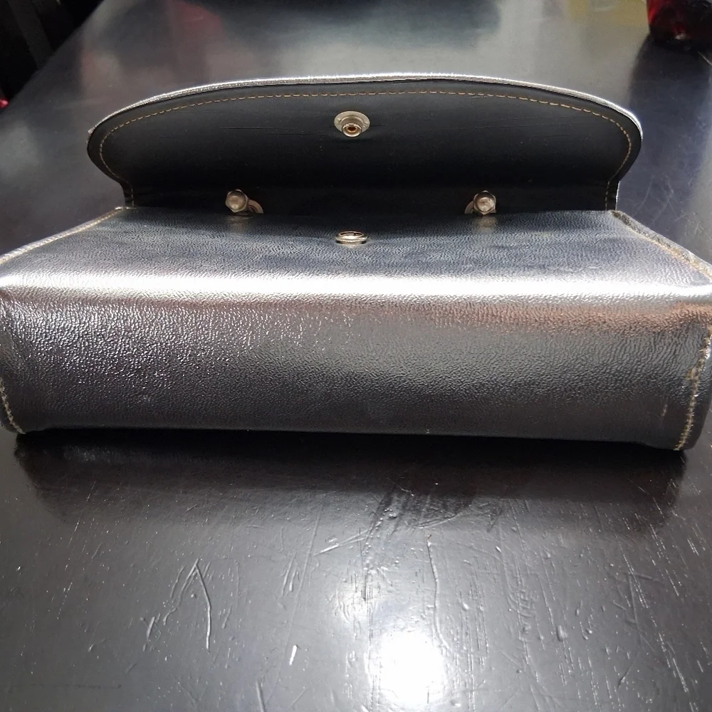 Silver Women's Evening Clutch   Size 8